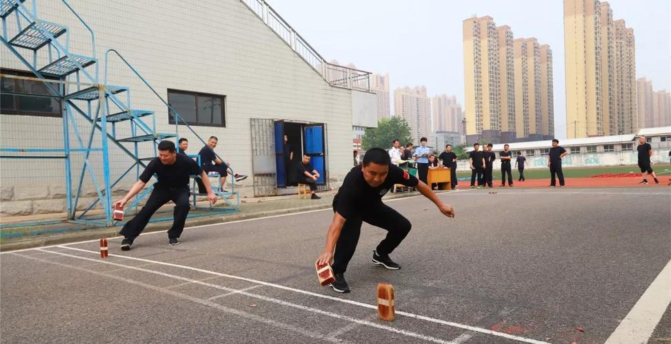 折返跑考核