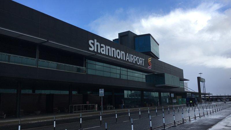 military plane has made an emergency landing at shannon airport