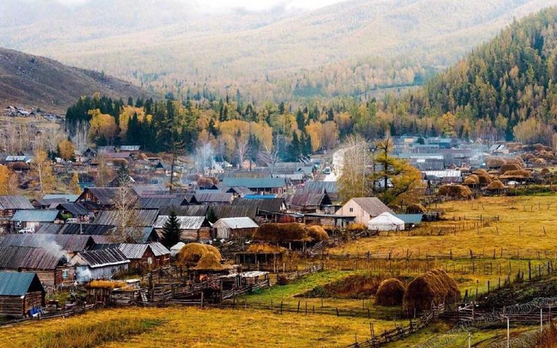 新疆白哈巴村唯美秋景桌面壁纸,白哈巴村位于新疆阿勒泰地区哈巴河县