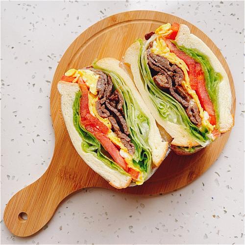 牛肉三明治