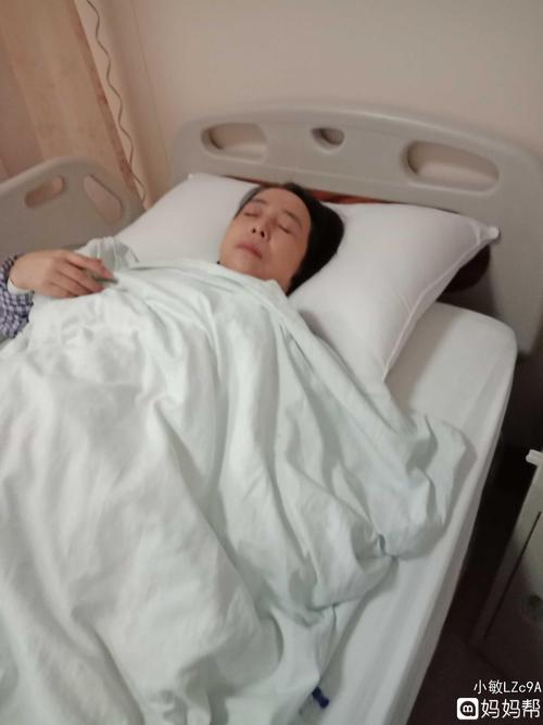 妈妈生病的日子,偶尔拍一张,老妈第一次说