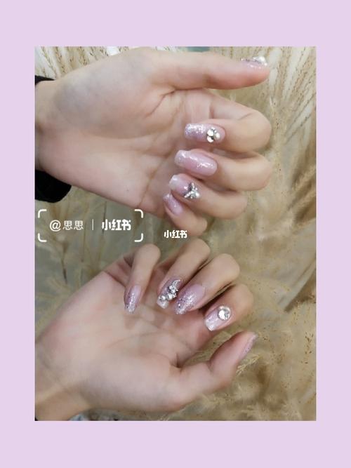 创意贴砖美甲_美甲_美甲分享_美妆_美甲