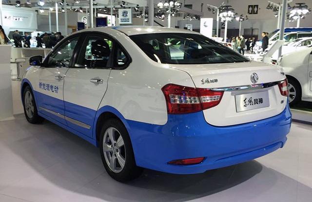 车身配色方面,新款东风风神a60