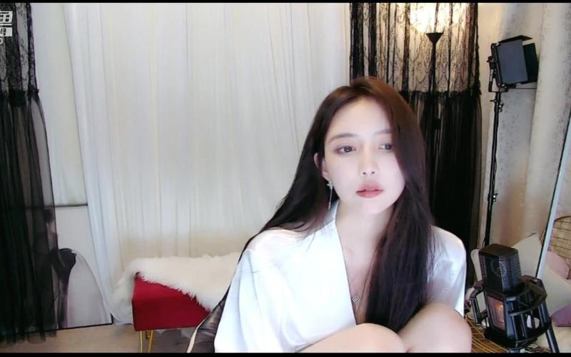 斗鱼美女主播王雨檬426美腿热舞直播录像