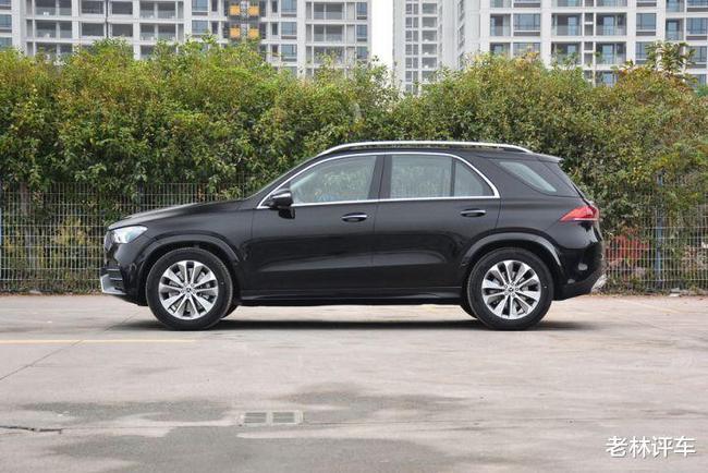 不愧是奔驰这suv优惠等于0销量位列第一名