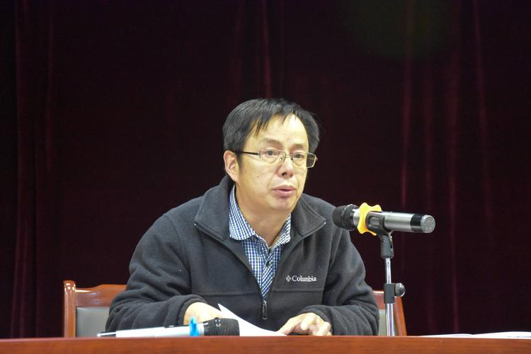 菏泽一中副校长张斌,南京路高一二部级部主任胡冰,级