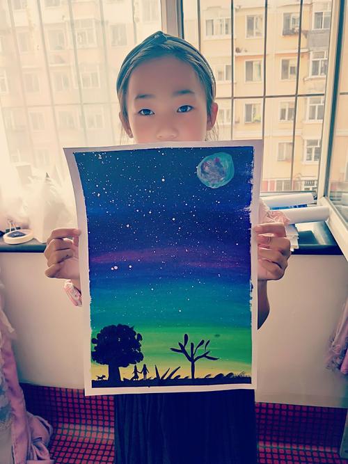 孩子们的水粉画星空