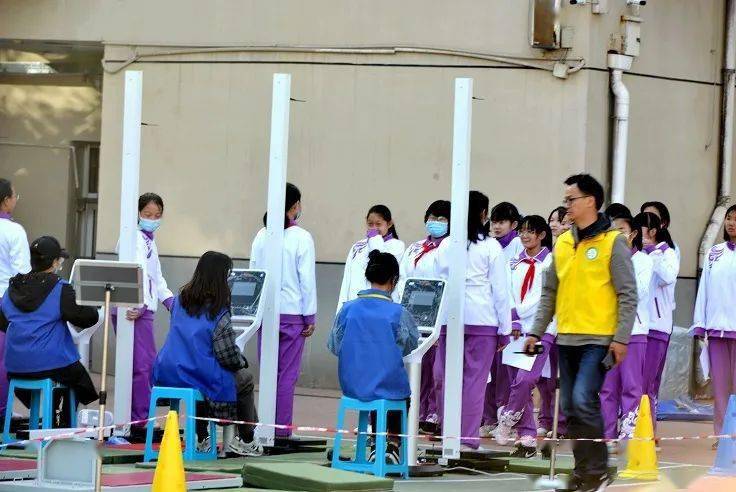 北师大专家毛振明教授从国家政策和学校体育改革的方向为大家进行了