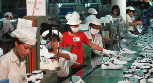 耐克再这么搞下去,安踏李宁还怎么活?