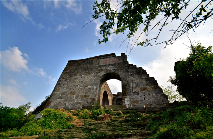 遵义海龙屯城址及播州杨氏土司墓群入选"百年百大考古