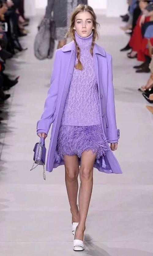不想这个冬季的穿搭烂大街,那就搭配紫色!图六适合个性上班族!