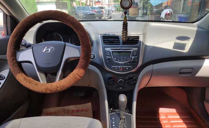 现代 瑞纳 2016款 1.4l 自动旗舰型top-一手精品自动挡瑞纳价格可议