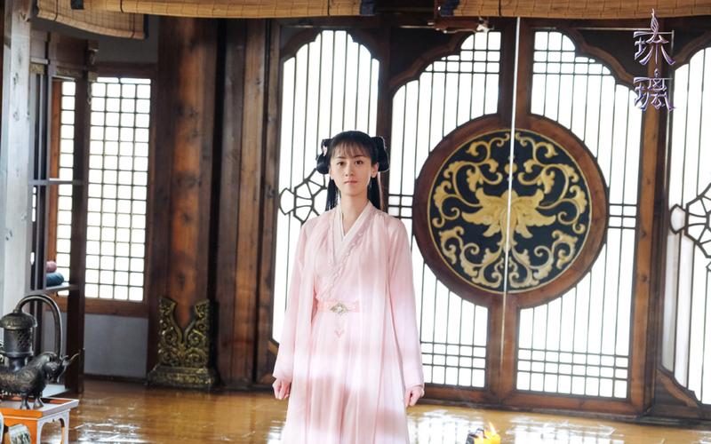 首页 桌面壁纸 大陆影视 袁冰妍《琉璃》剧照图片壁纸