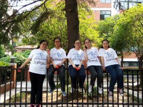 武汉二中广雅校区九 11>班毕业季