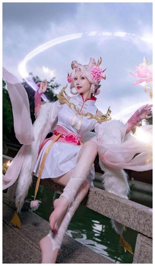 cos王者荣耀同人嫦娥拒霜思cos正片露儿大魔王