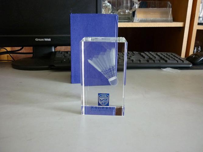 郑州羽毛球协会奖杯,羽毛球比赛奖杯,网球比赛奖杯,运动员奖杯,奖牌