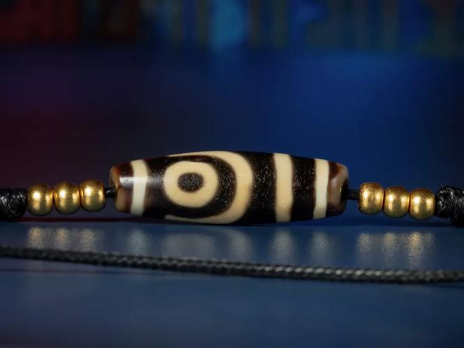 千年至纯极致完美如意两眼天珠