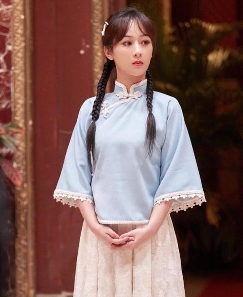 女星民国学生造型排行榜:杨紫杨幂上榜,古力娜扎排第几?