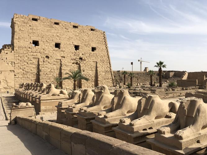 尼罗河畔的静谧古城卢克索希尔顿