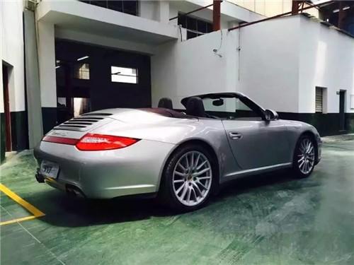 2021款保时捷911两门四座软顶敞篷跑车