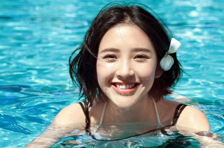 先说唐艺昕,我知道她是因为看《陆贞传奇》.