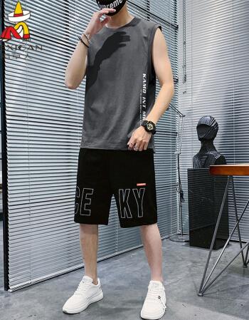 稻草人旗舰官方夏季男士无袖t恤冰丝上衣服ins2021年新款背心男学生