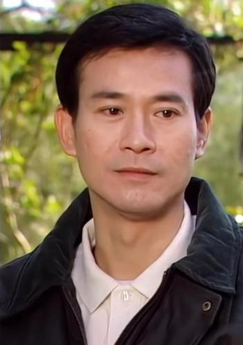 郑少秋风采依旧,帅气不减当年,真不愧是叱咤风云的