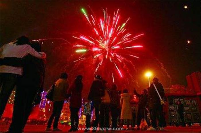 春节放鞭炮的来历