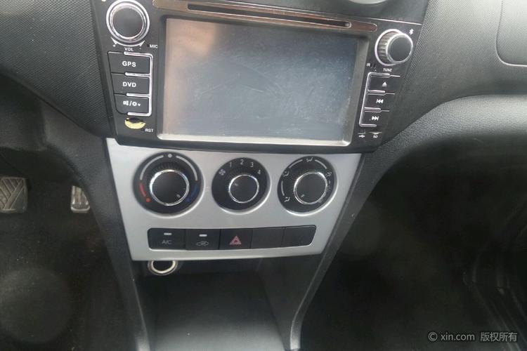 长安欧尚欧诺空调调节区