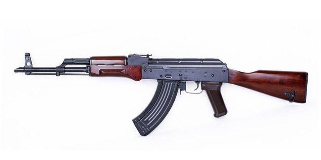 要说世界上最著名的步枪,肯定是ak47莫属了,哪怕是对军事完全不了解