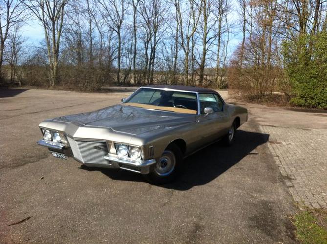 110.buick riviera gs - 1971
