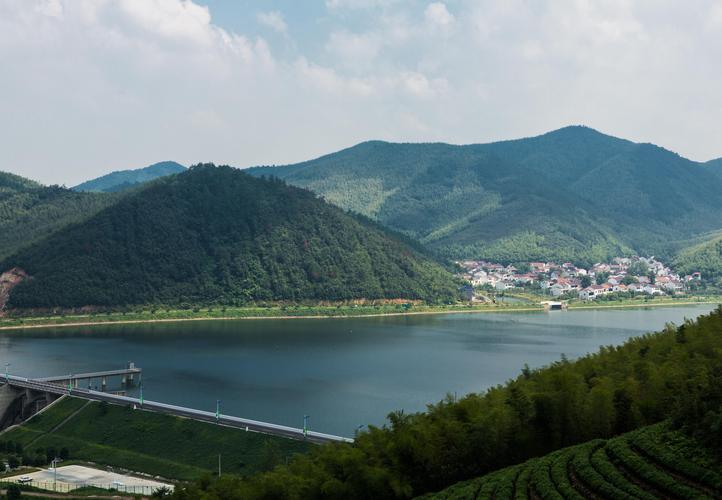 宜兴·太华镇入选全国"旅游目的地"百佳