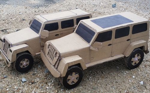 教你在家用废纸箱手工diy打造jeep车 牧马人 汽车模型!