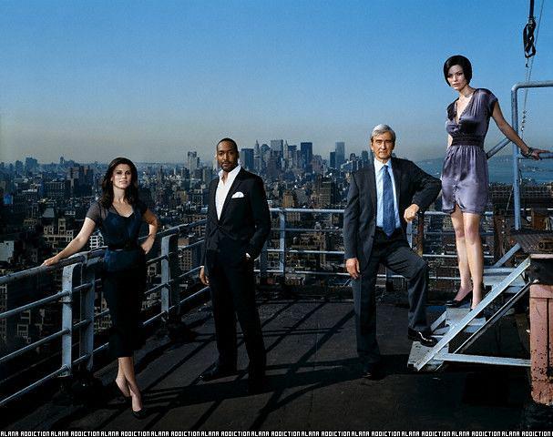 阿兰娜·德拉·伽兹 alana de la garza的图片