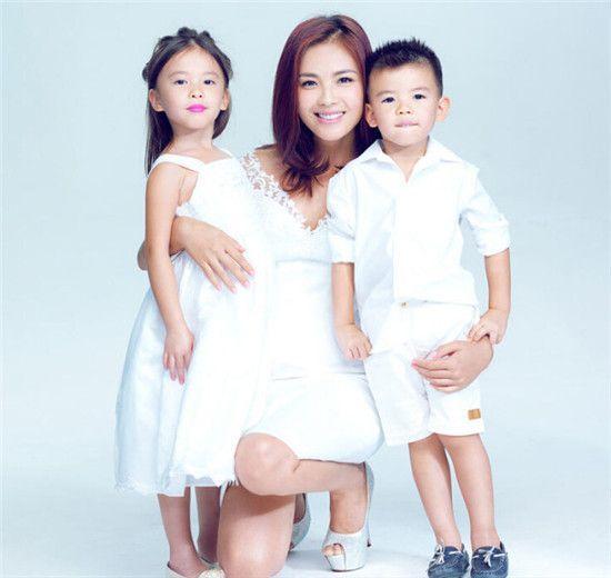 王珂称刘涛怀孕时还在拍戏吊钢丝翻跟斗,这个谎言好低劣!