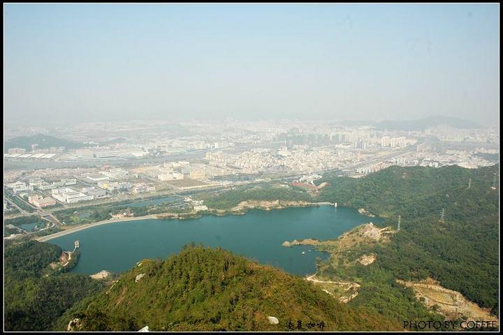 珠海南屏白将军山,位于南屏镇,南面加林山位于湾仔,是休闲爬山的好