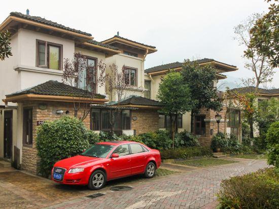 成都小时光-联排别墅位于成都市大邑县花水湾月麓湾王山别墅一期23-2