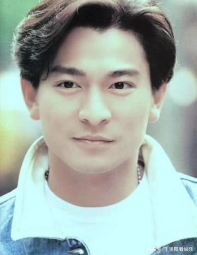 一组旧照片告诉你:年轻时候的刘德华多帅气