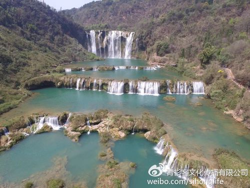 所以也早就了罗平周边的风景.一潭瀑布,九曲连环