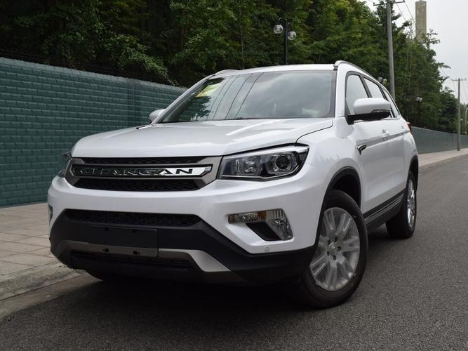 长安汽车 长安cs75 2017款 尚酷版 1.8t 自动四驱尊贵型