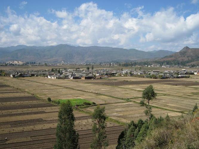 文榜村民委员会白沙濞自然村1隶属于金华镇文榜村民委员会,属于坝区.