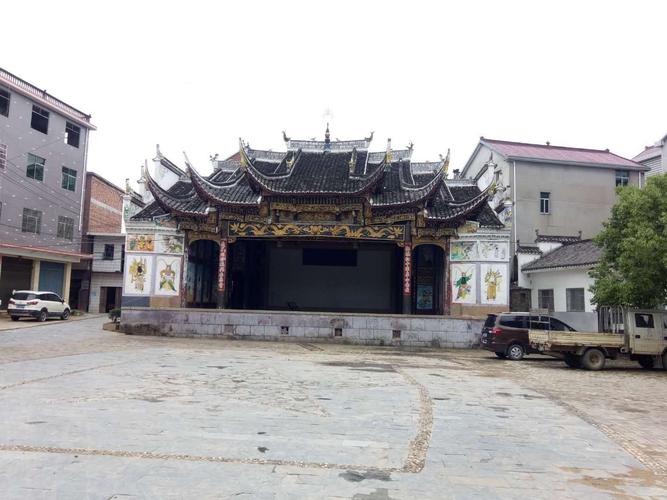 乐平市众埠镇界首村