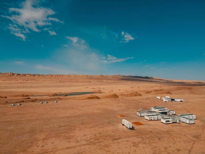 去火星"活动开启之前,雅迪对"冠能探索队"的10位骑士开展了地理知识