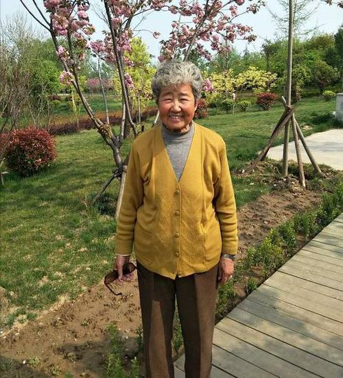 【紧急寻人】鹤壁八十岁老人走失,家人焦急盼归