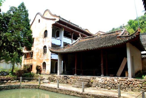 高明寺