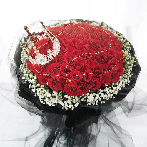 青岛红粉香槟玫瑰花束礼盒鲜花速递同城市南李沧城阳生日配送花店