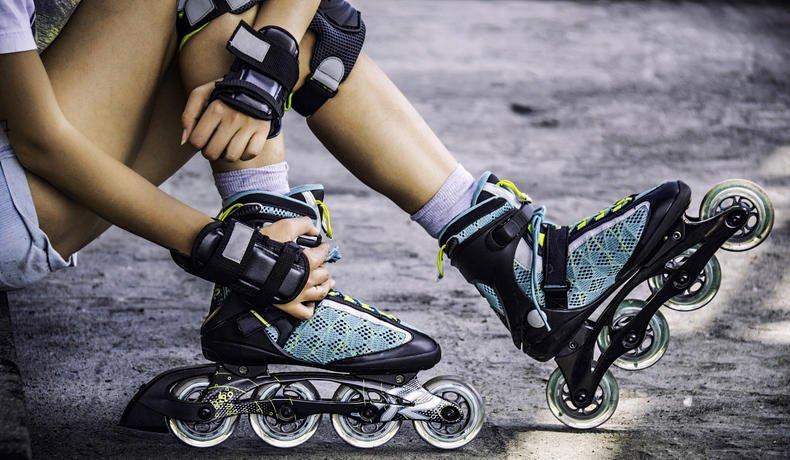 儿童炫酷滑轮乐趣多,选好护具最关键!
