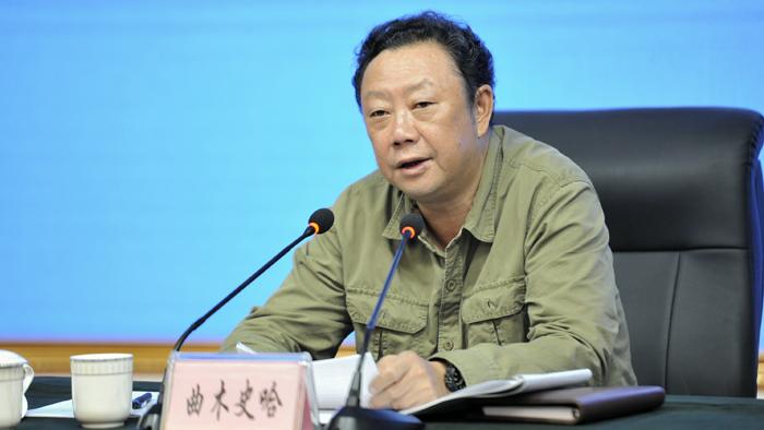 省农业厅厅长祝秀春出席会议.