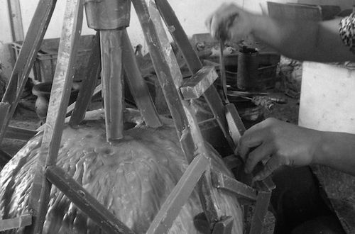 老谭:用传统失蜡法浇铸艺术化的家居品