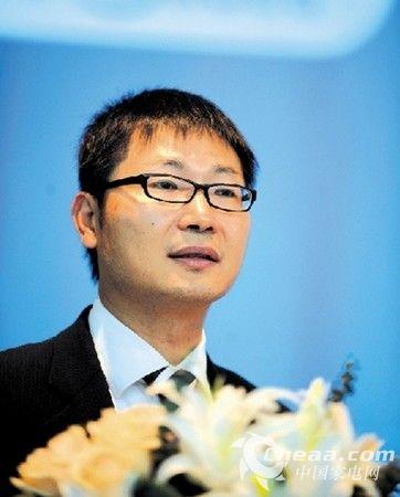 黄健与美的"分手"方洪波兼任其总裁职务